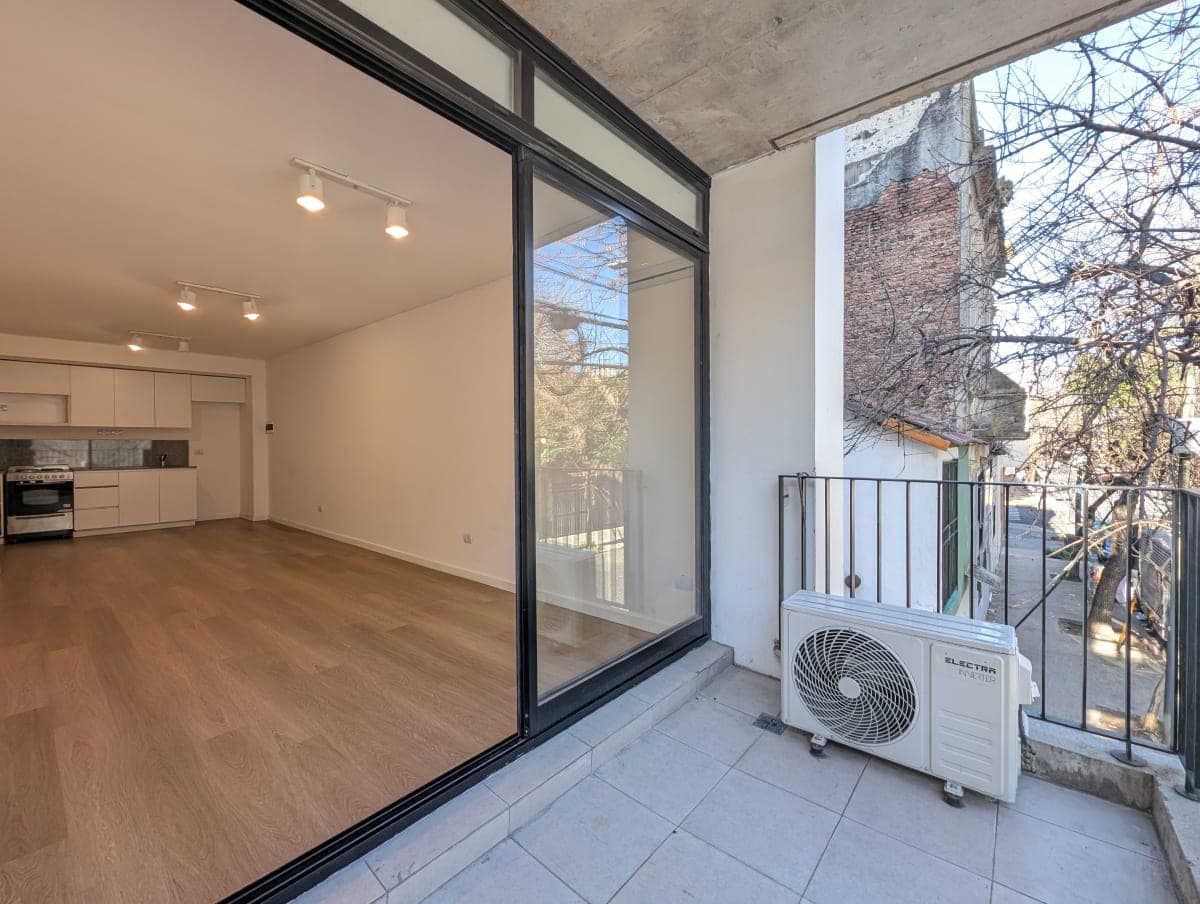 New studio apartment in trendy Chacarita - Photo 1
